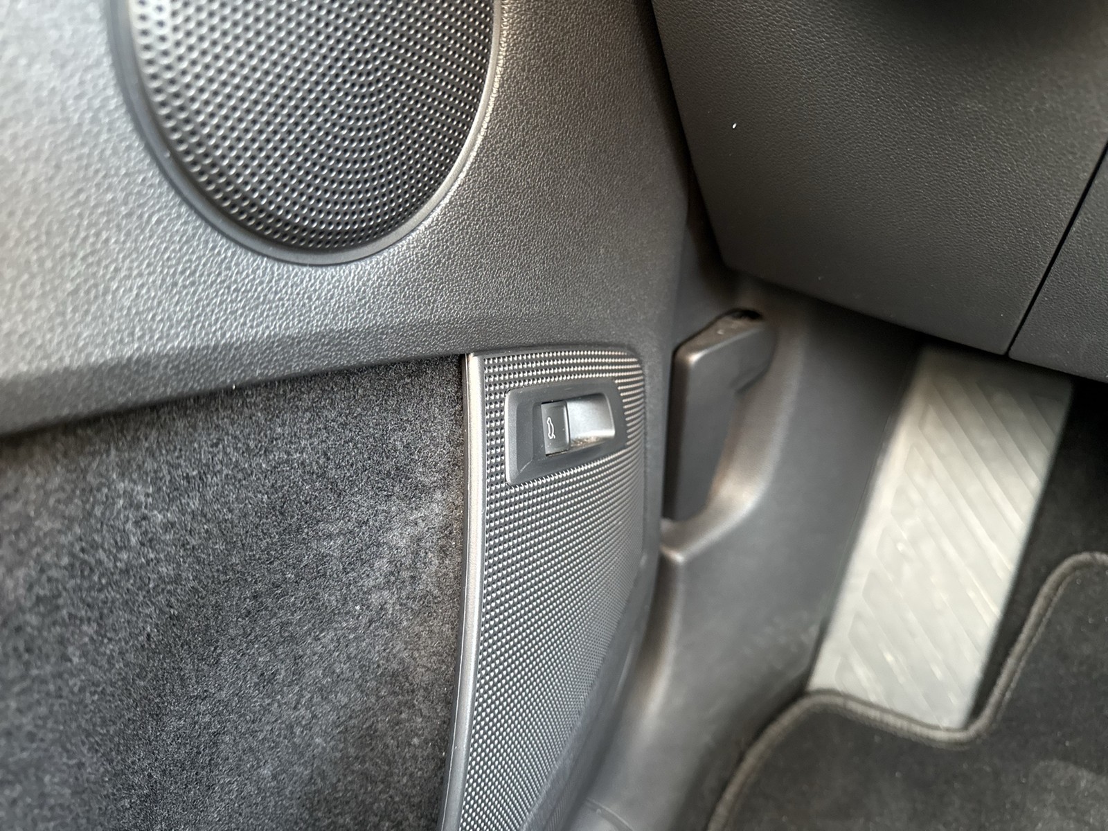 Skoda Kodiaq 2.0 STYLE AHK CAM ACC MATRIX EKLAPPE NAVI