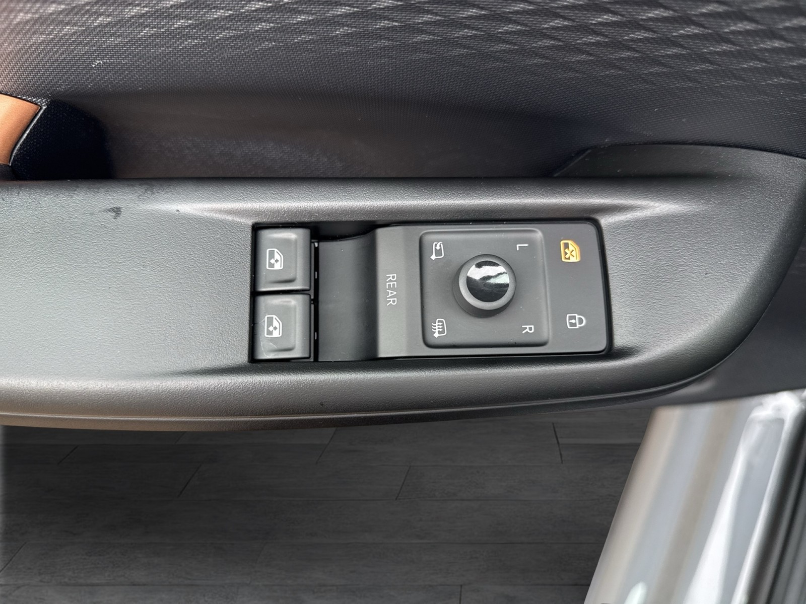 Cupra Born EDITION DYNAMIC 360CAM ACC LM19 NAVI SITZHZ
