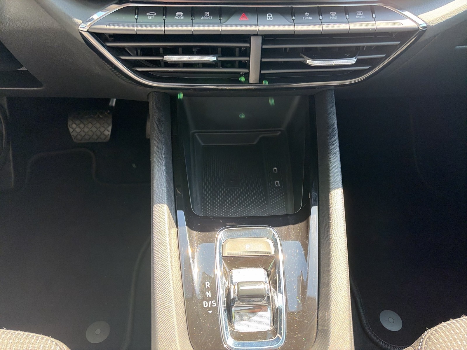 Skoda Octavia Combi 2.0 ACC NAVICOLUMBUS ALU CARPLAY