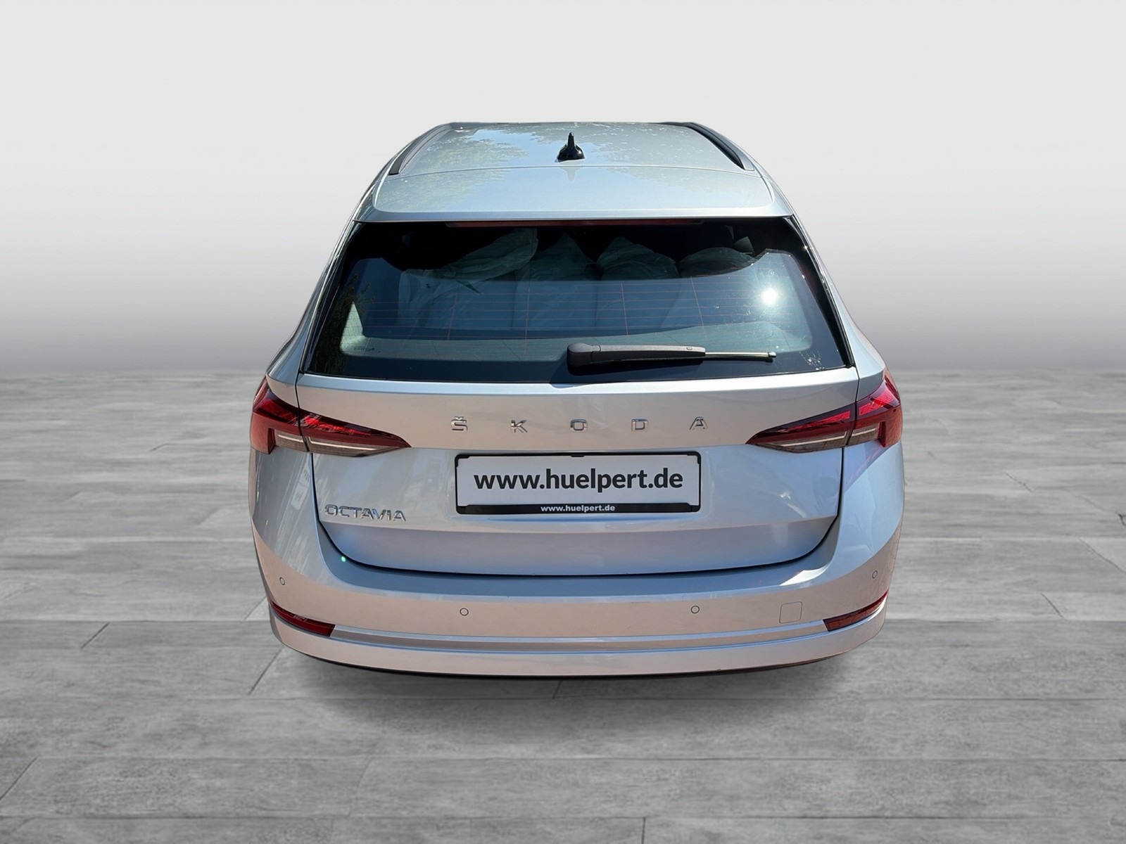 Skoda Octavia Combi 2.0 ACC NAVICOLUMBUS ALU CARPLAY