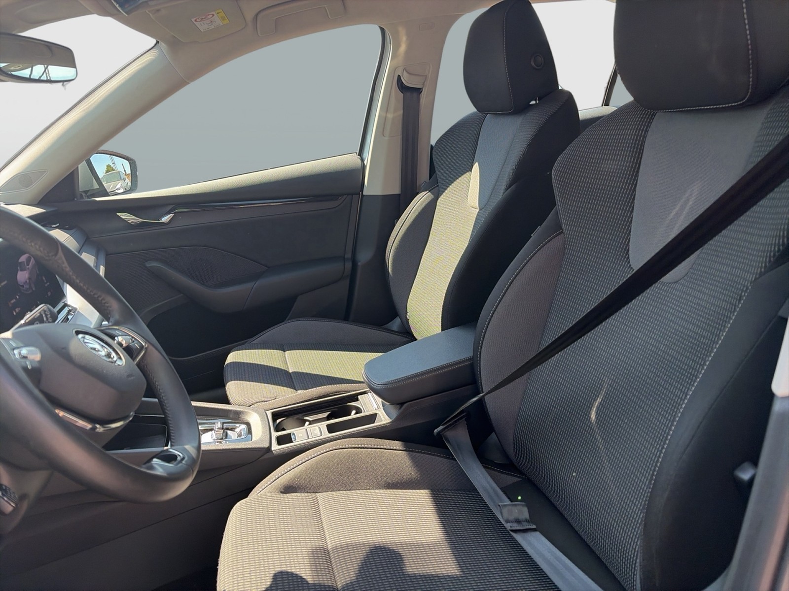 Skoda Octavia Combi 2.0 ACC NAVICOLUMBUS ALU CARPLAY