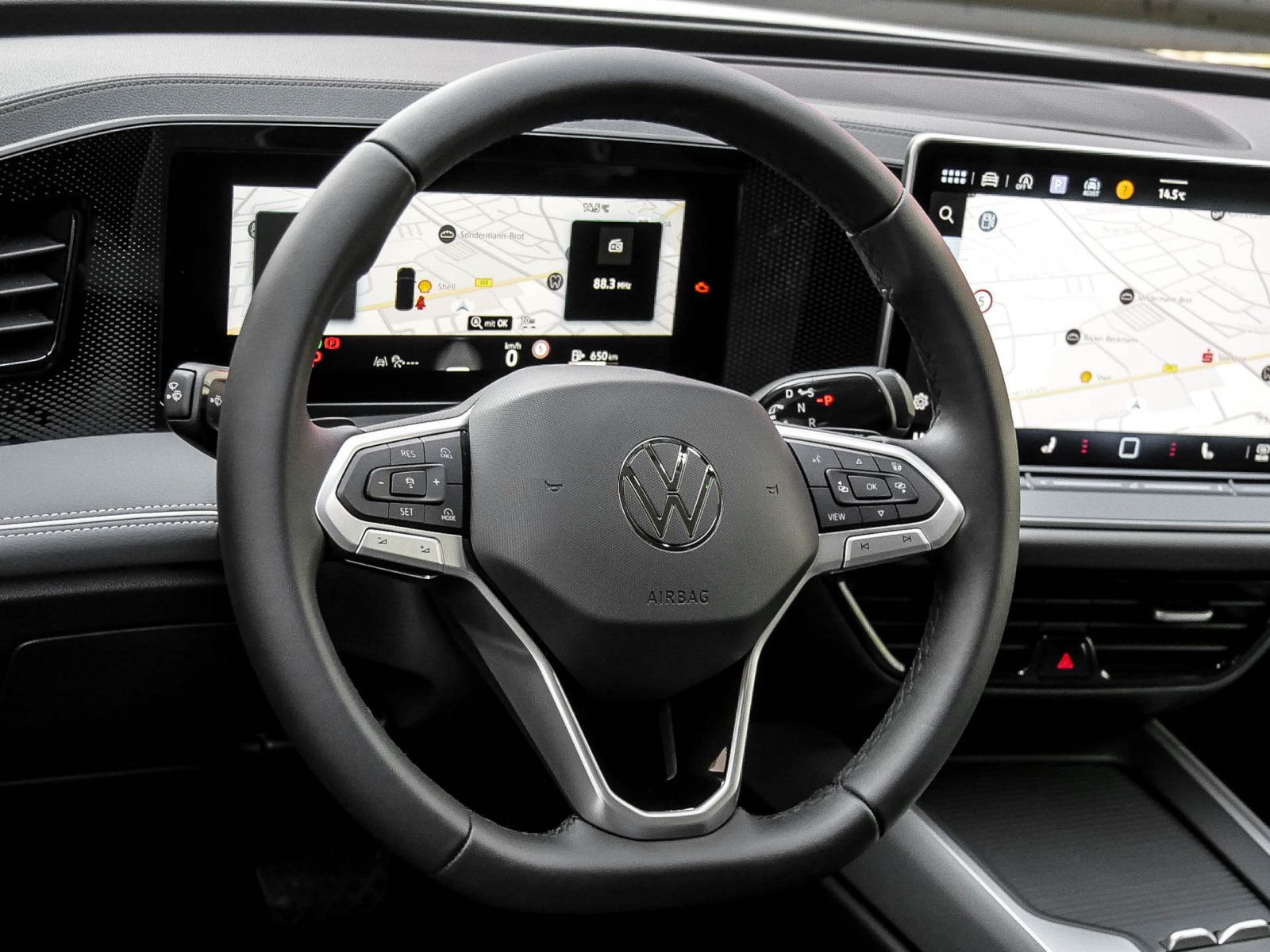 Volkswagen Passat Variant 1.5 eTSI BUSINESS NEUESMODELL AHK