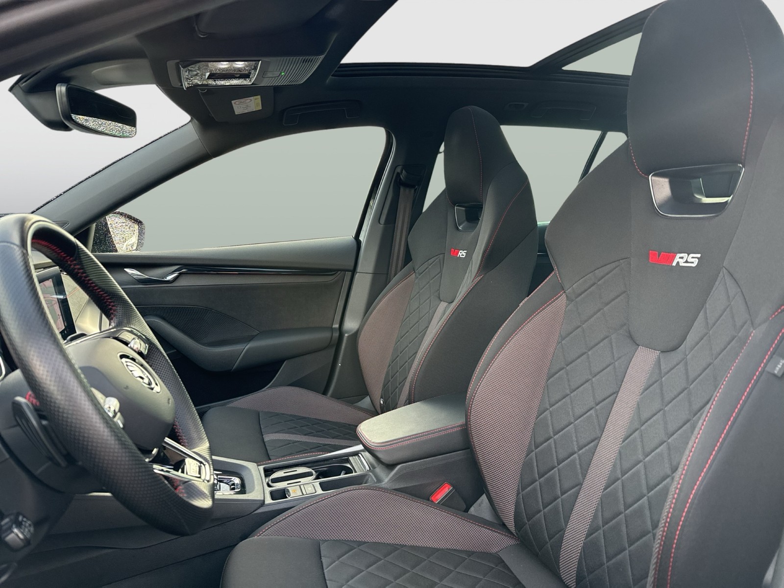 Skoda Octavia Combi 2.0 RS 4X4 PANO STANDHZ. AHK LM19