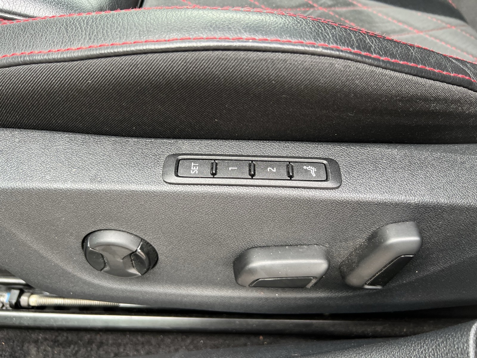 Skoda Octavia Combi 1.4 iV RS PANO CANTON CAM ACC LM19