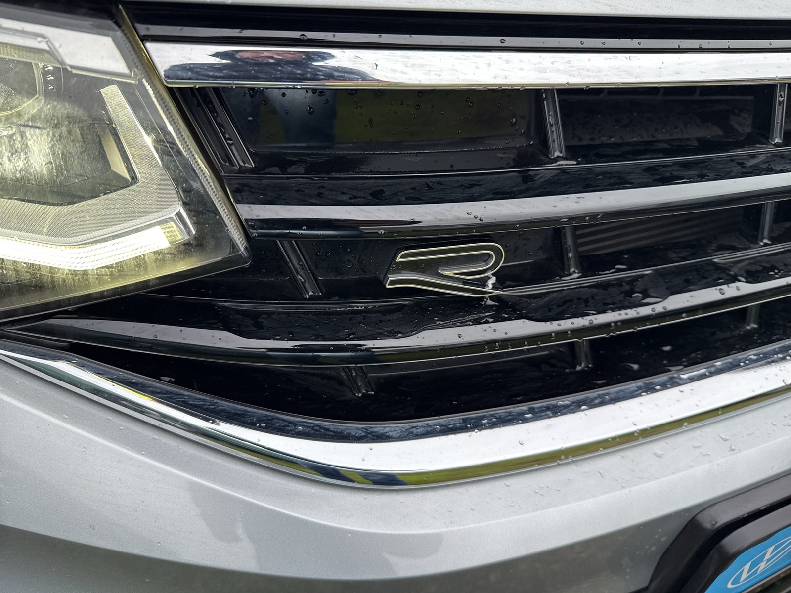 Volkswagen Tiguan 2.0 R-LINE BLACKSTYLE 4X4 AHK KAMERA ALU20