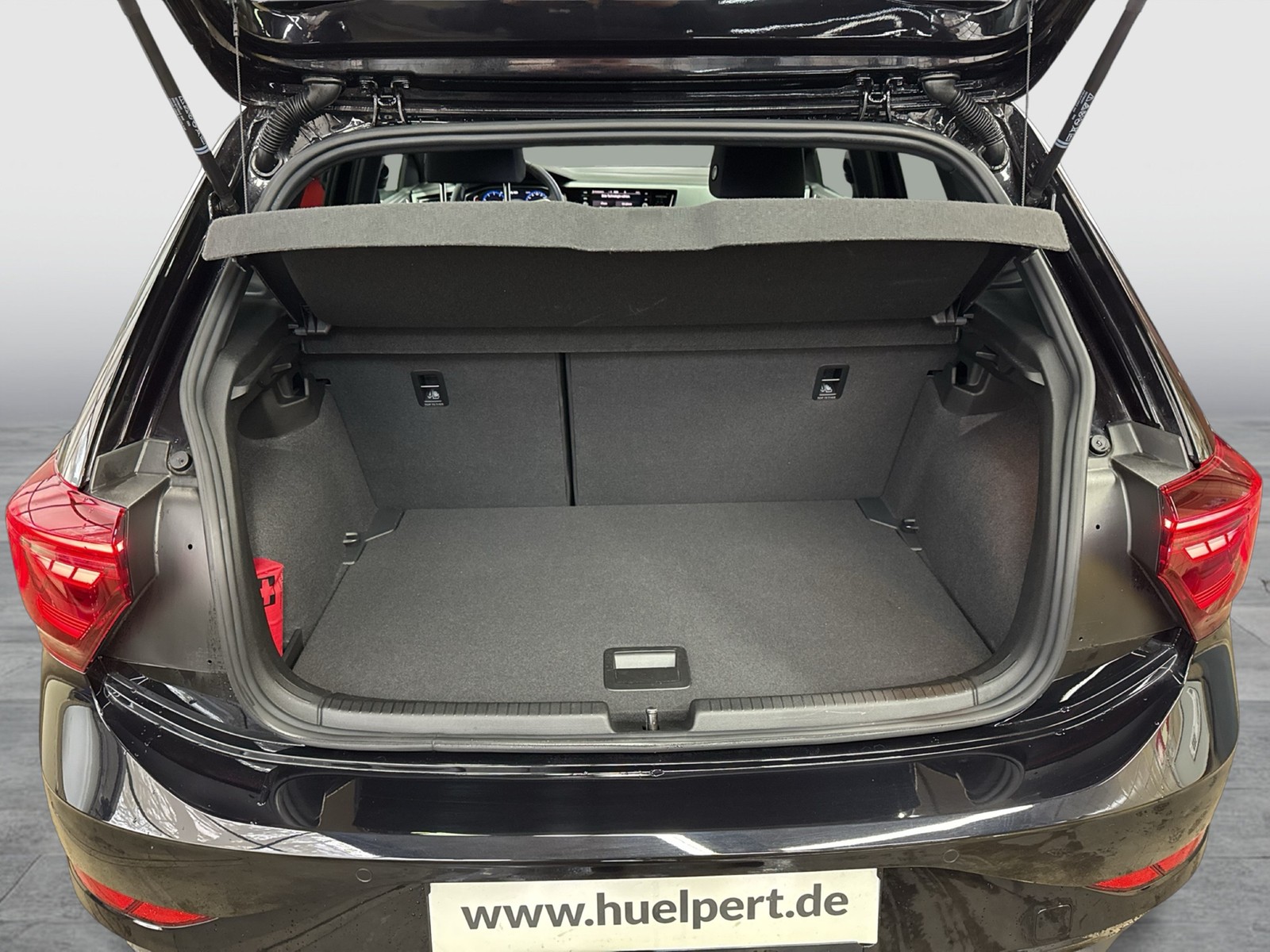 Volkswagen Polo 1.0 R-LINE CAM ACC LM17 NAVI CARPLAY SITZHZ