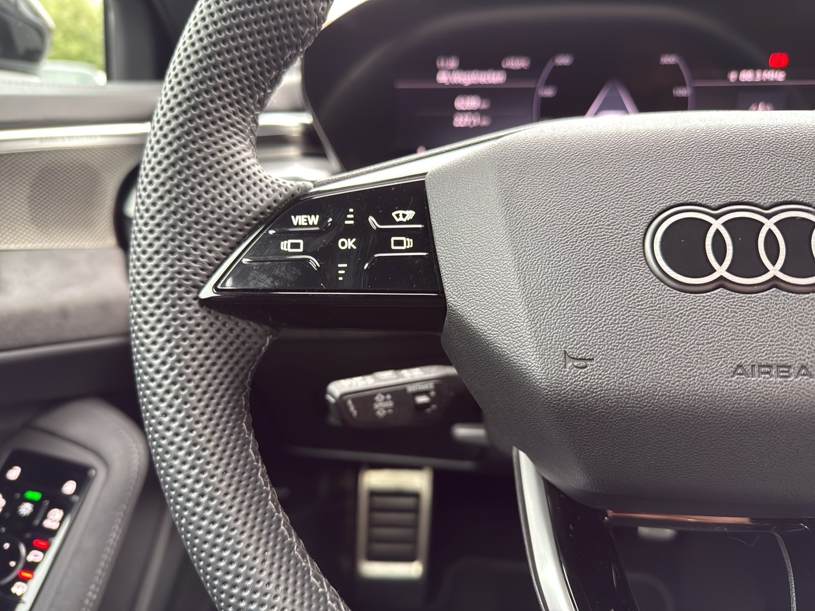 Audi A5 Avant TFSI quattro S tronic S LINE Techplus+AHK+B&O+Sportfarhwerk