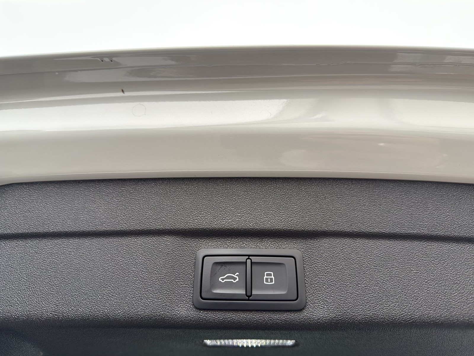 Audi A5 Avant TFSI quattro S tronic S LINE Techplus+AHK+B&O+Sportfarhwerk