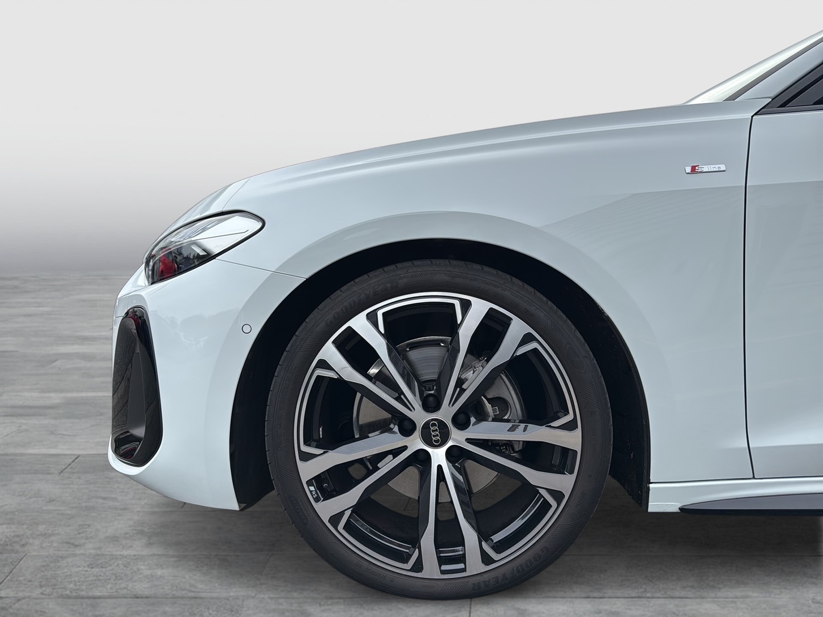 Audi A5 Avant TFSI quattro S tronic S LINE Techplus+AHK+B&O+Sportfarhwerk