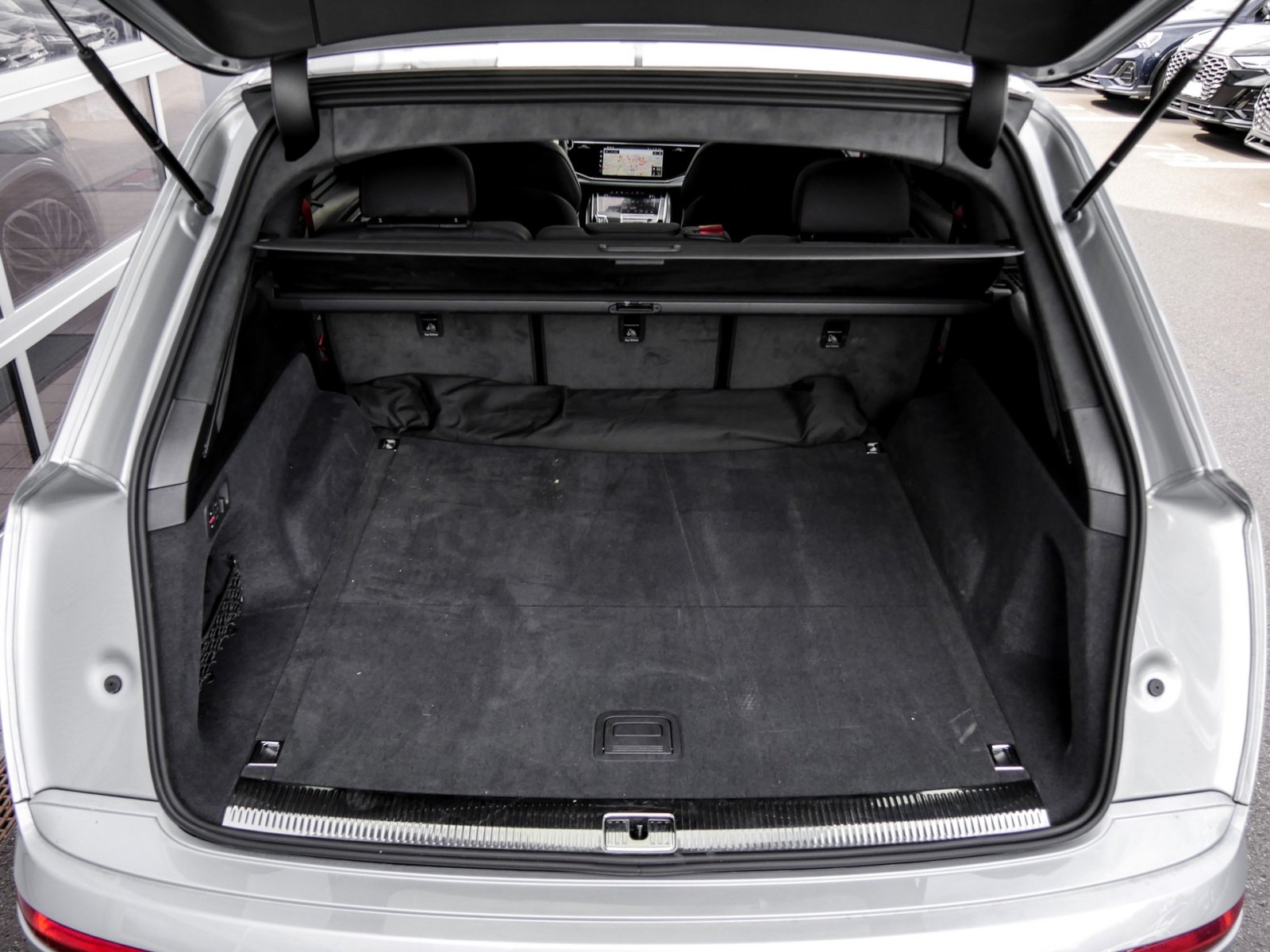 Audi SQ7 TFSI tiptronic Standheizung+Laser+AHK+Pano+Memory+