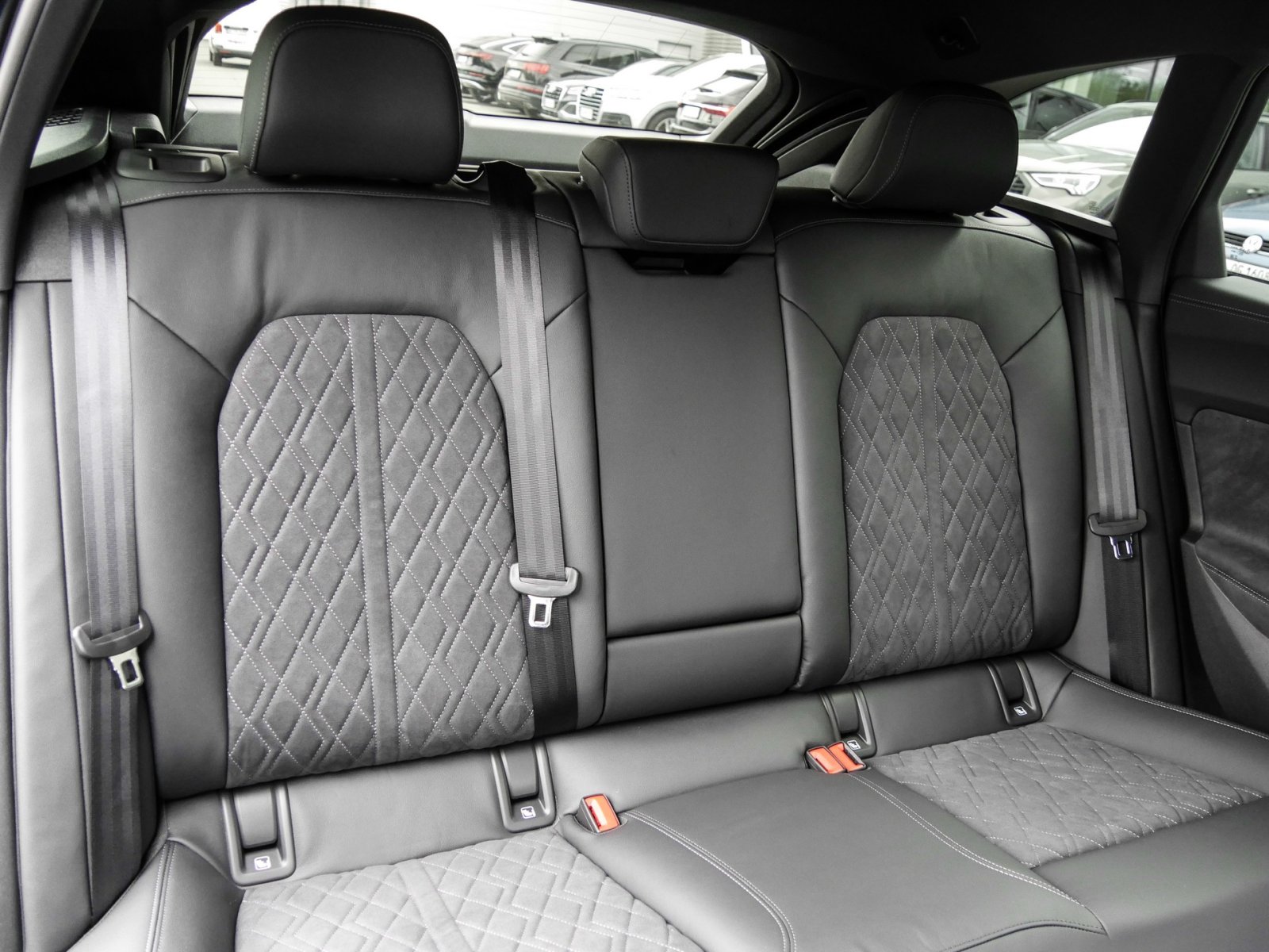 Audi A5 Avant TDI S tronic S LINE TechPlus+AHK+B&O+Alu