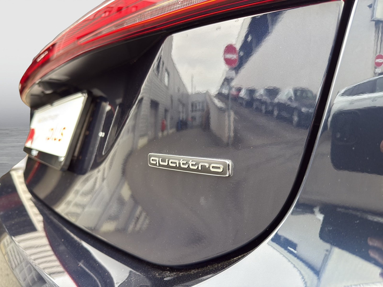 Audi A5 Avant TDI quattro S tronic S LINE Techpro+AHK+B&O+STHZ+Memory