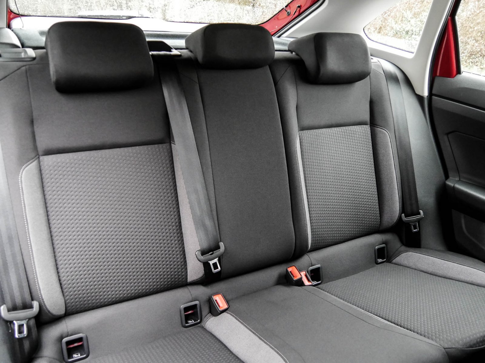 Volkswagen Taigo 1.0 LIFE ALU NAVI SITZHEIZUNG LED DAB+