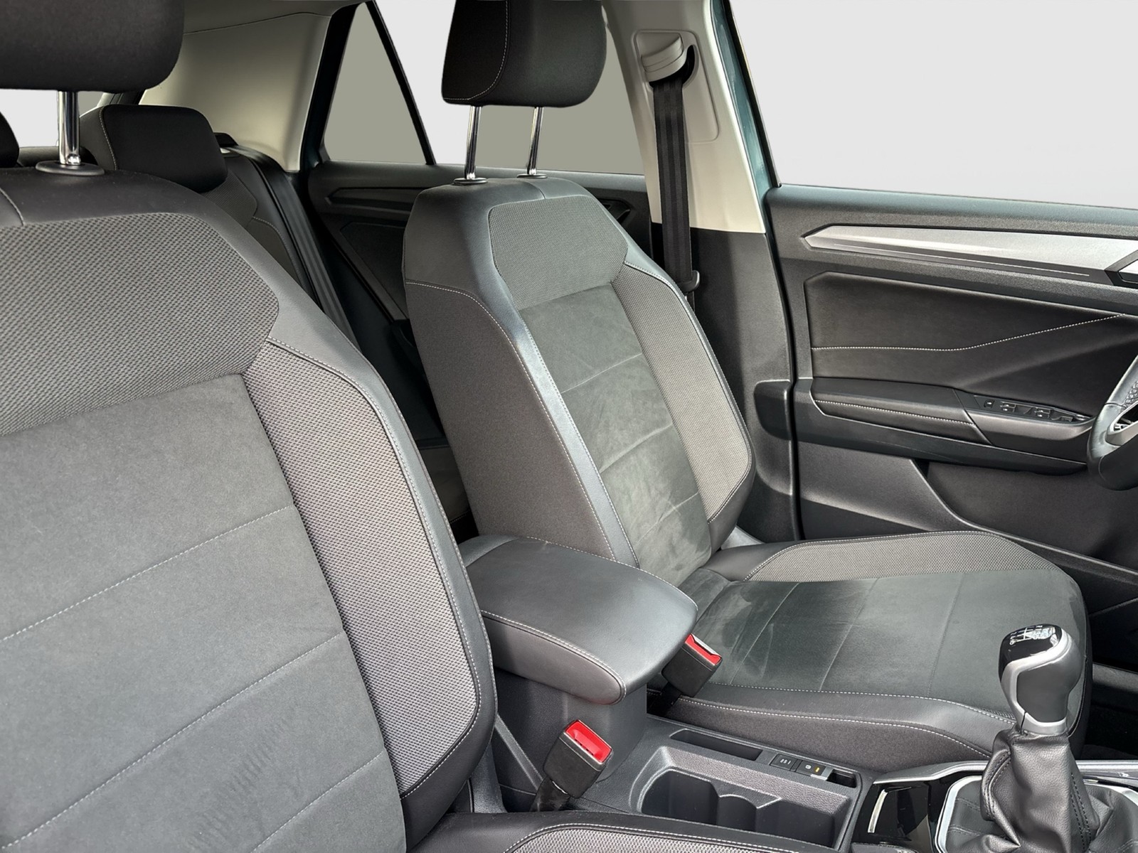 Volkswagen T-Roc 1.0 STYLE ACC LED+ NAVI LM17 CARPLAY