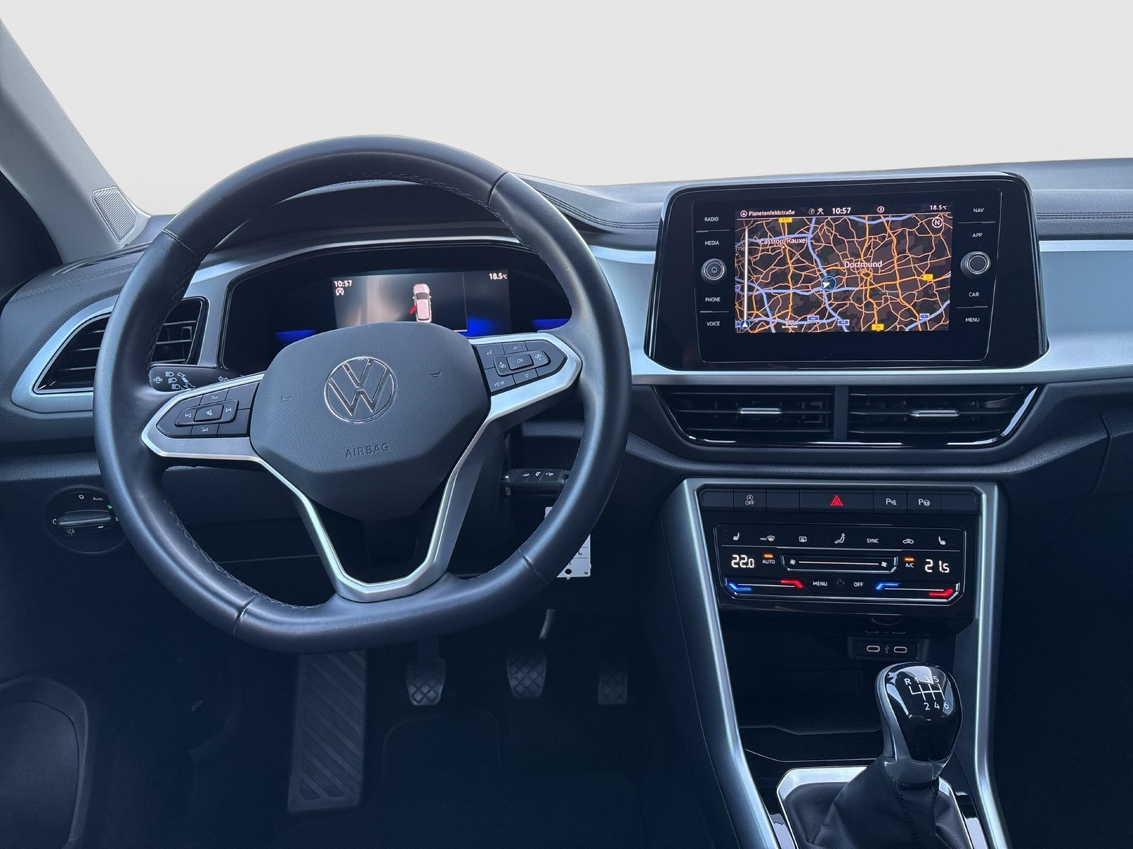 Volkswagen T-Roc 1.5 LIFE NAVI CARPLAY ALU SITZHEIZUNG LED