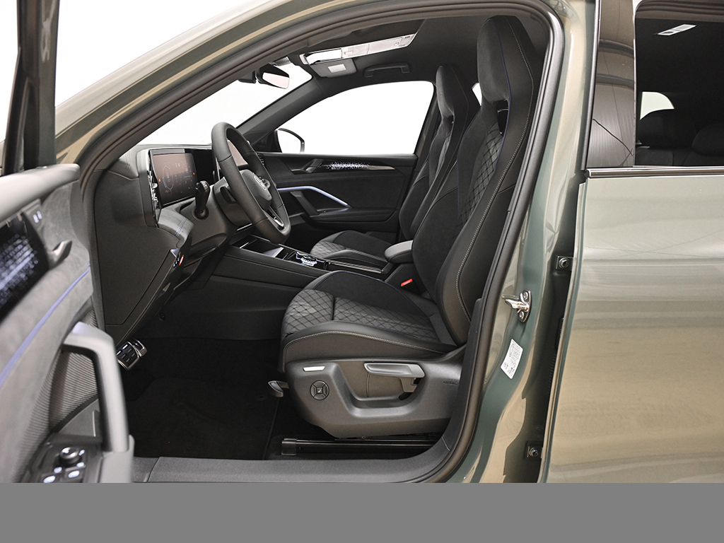 Volkswagen Tiguan 2.0 TDI R-LINE DSG BLACKSTYLE