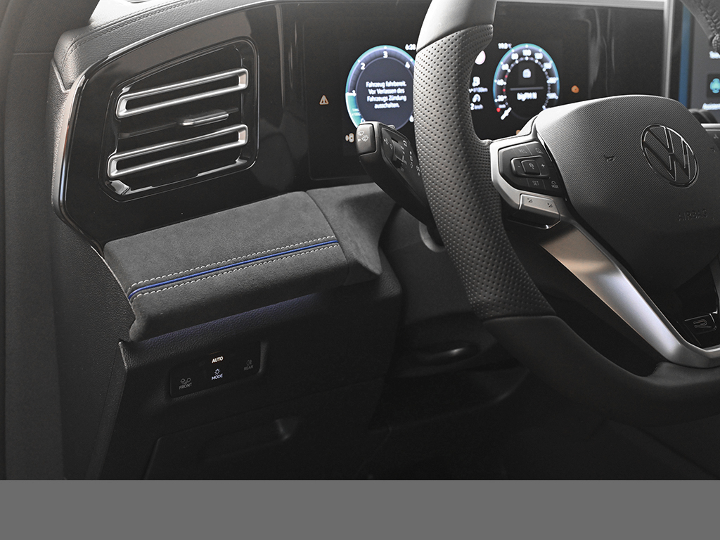 Volkswagen Tiguan 2.0 R-LINE DSG PANO AHK MATRIXLED 360CAM