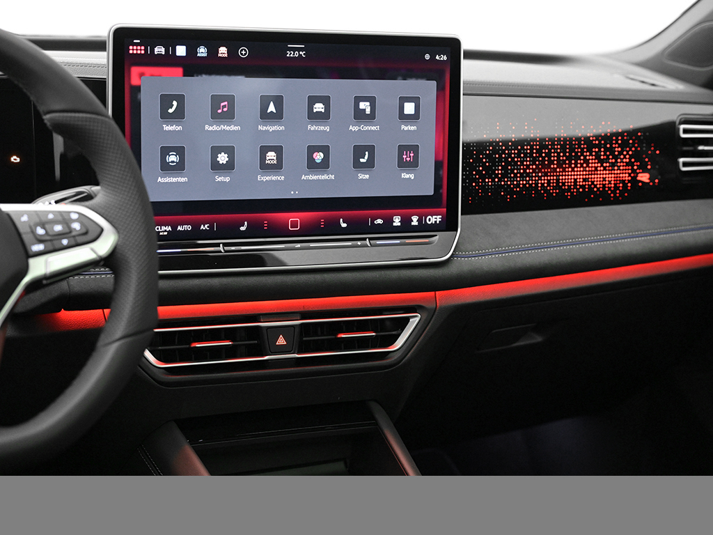 Volkswagen Tiguan 2.0 R-LINE DSG AHK PANO MATRIXLED HEADUP
