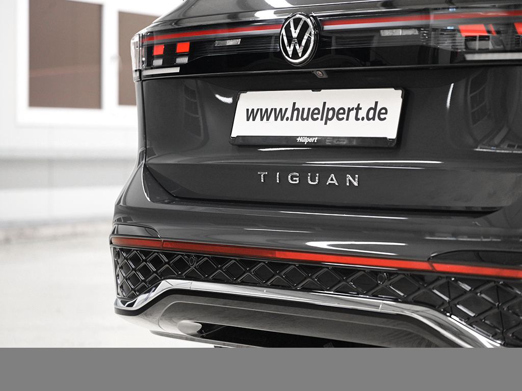 Volkswagen Tiguan 2.0 R-LINE DSG AHK PANO MATRIXLED HEADUP