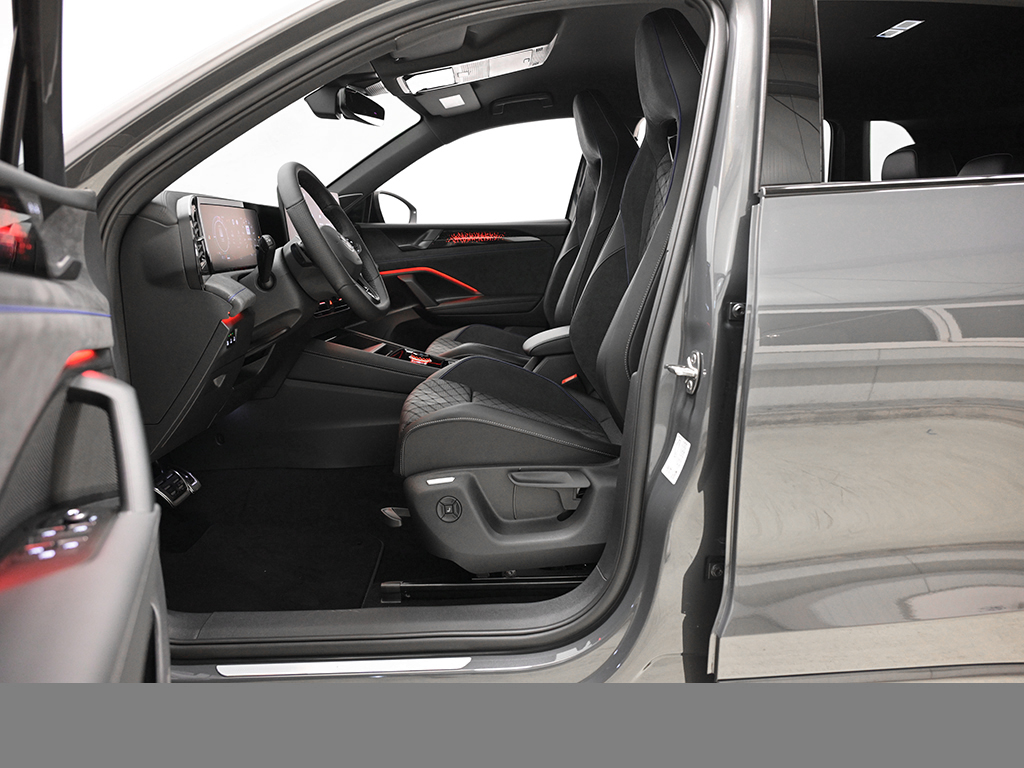 Volkswagen Tiguan eHYBRID R-LINE DSG BLACKSTYLE AHK