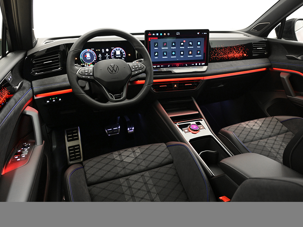 Volkswagen Tiguan eHYBRID R-LINE DSG BLACKSTYLE AHK
