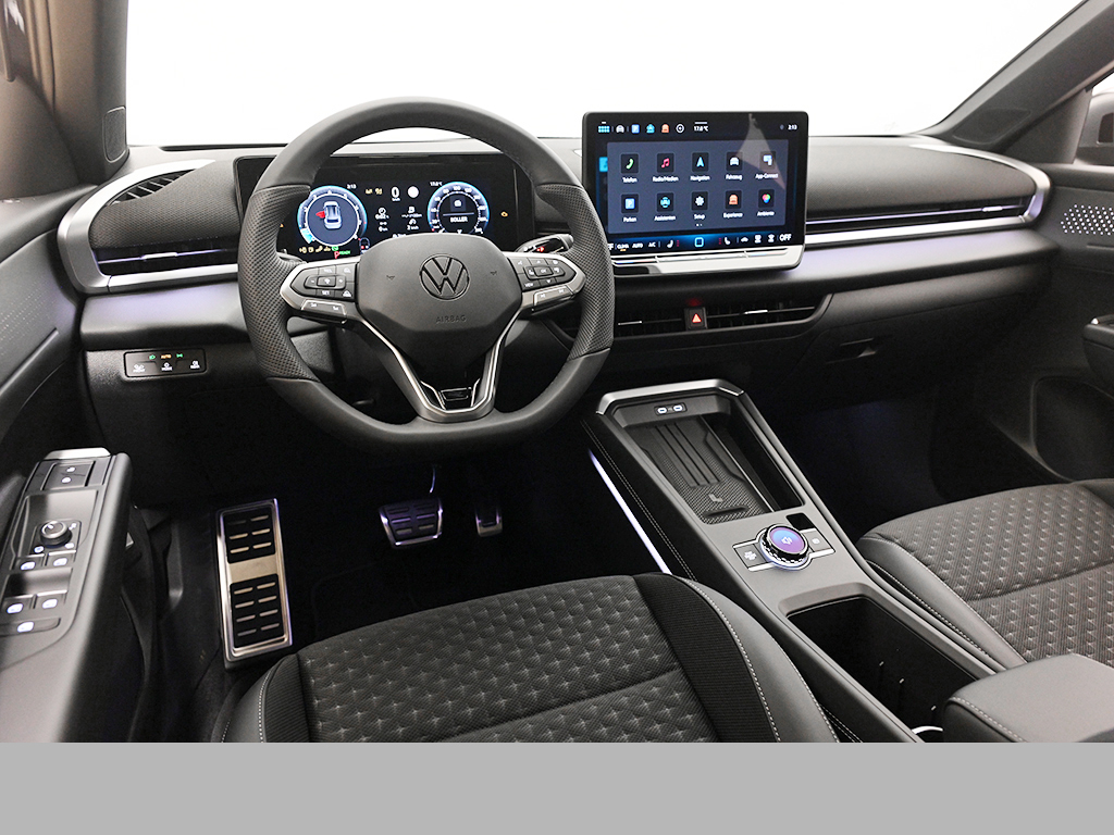 Volkswagen T-Roc 1.5 R-LINE DSG eKLAPPE KEYLESS AHK LM18