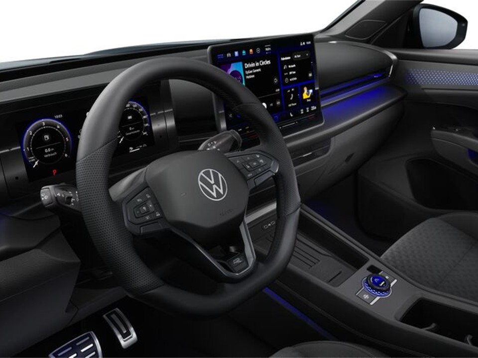 Volkswagen T-Roc R-LINE AHK BLACKSTYLE eKLAPPE ACC CAM LM19