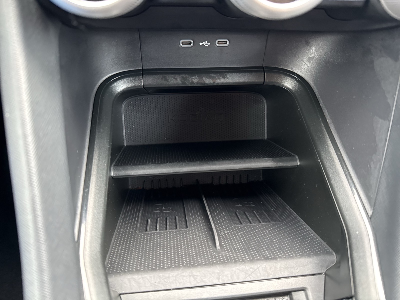 Skoda Kodiaq 2.0 SELECTION 4X4 AHK CAM ACC MATRIX NAVI