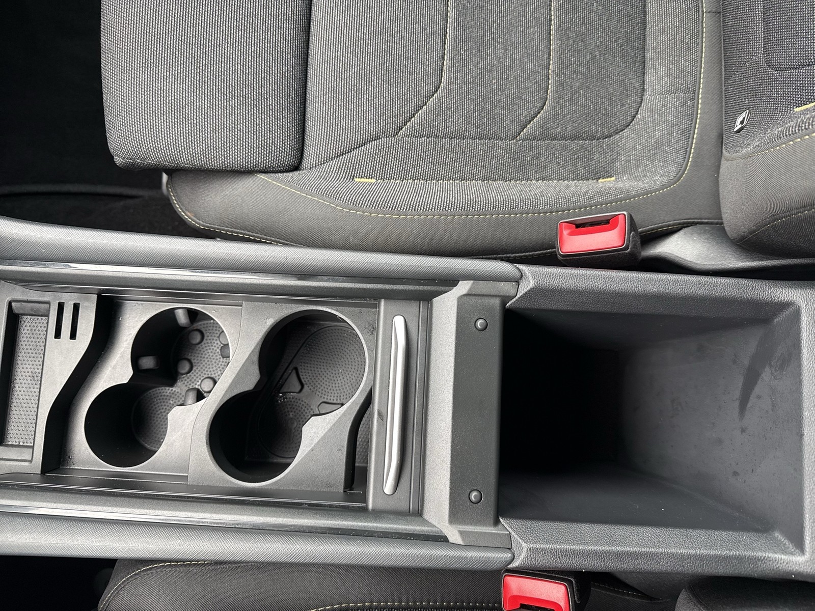 Skoda Kodiaq 2.0 SELECTION 4X4 AHK CAM ACC MATRIX NAVI