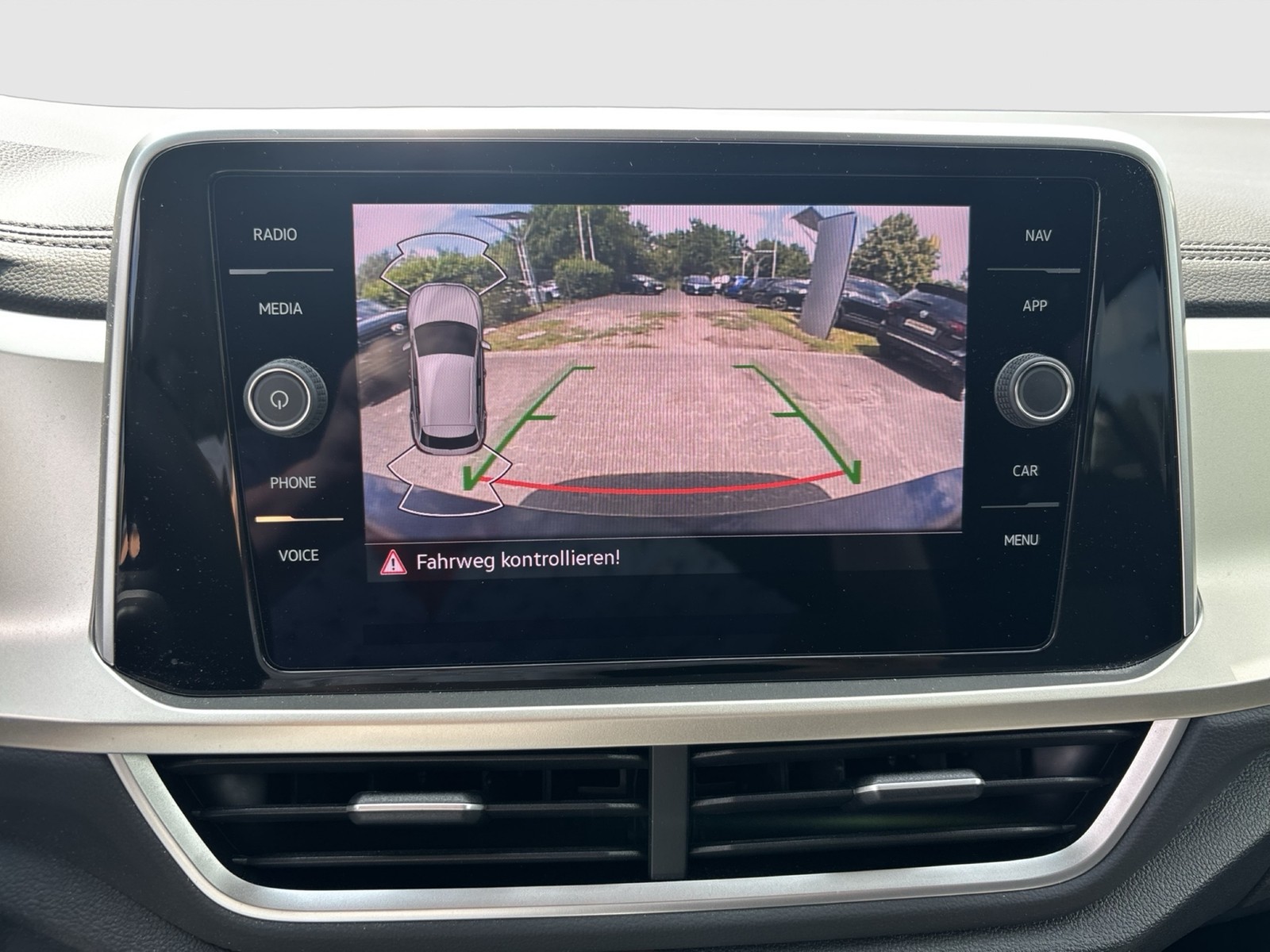 Volkswagen T-Roc 1.0 MOVE KAMERA ACC ALU17" NAVI CARPLAY
