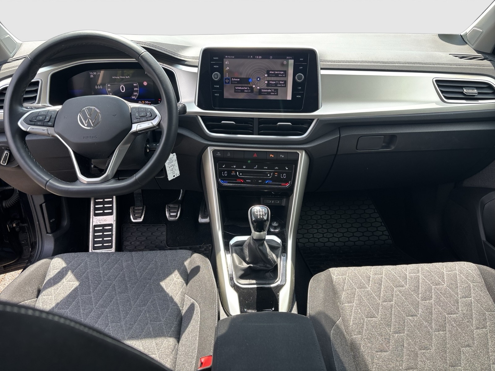 Volkswagen T-Roc 1.0 MOVE KAMERA ACC ALU17" NAVI CARPLAY