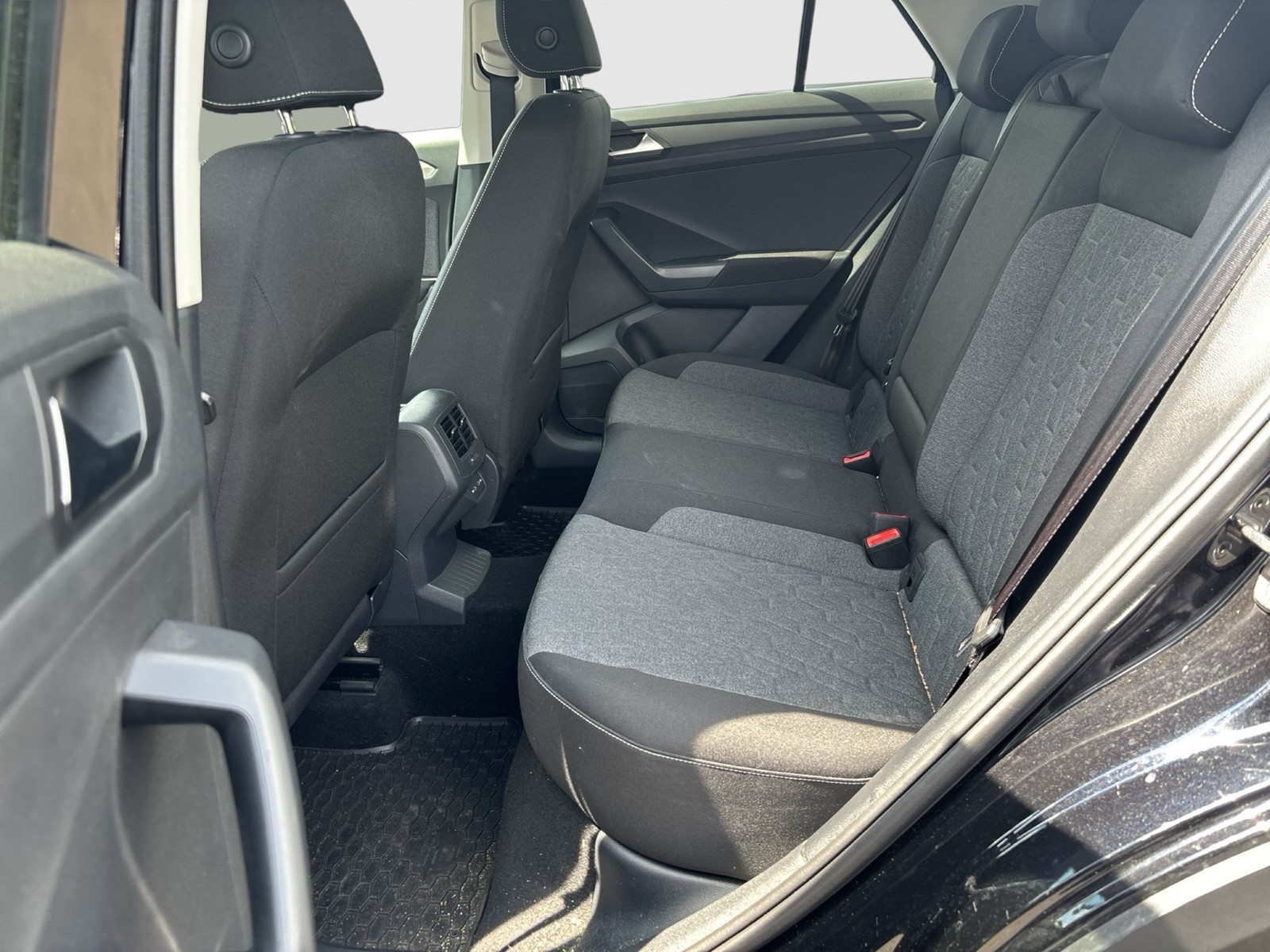 Volkswagen T-Roc 1.0 MOVE KAMERA ACC ALU17" NAVI CARPLAY