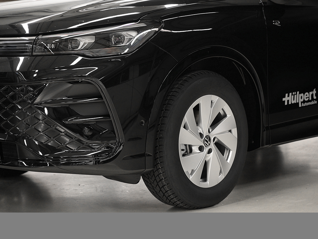 Volkswagen Tiguan 1.5 R-LINE DSG BLACKSTYLE AHK eKLAPPE