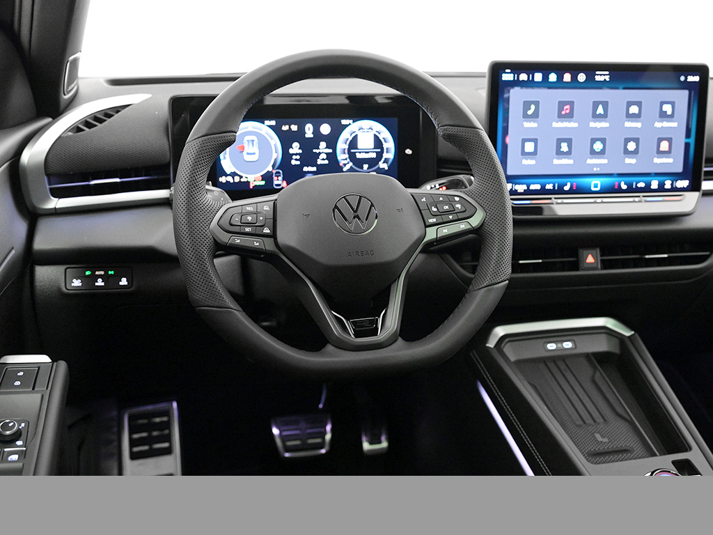 Volkswagen T-Roc 1.5 R-LINE DSG LEDER PANO STANDHZG AHK