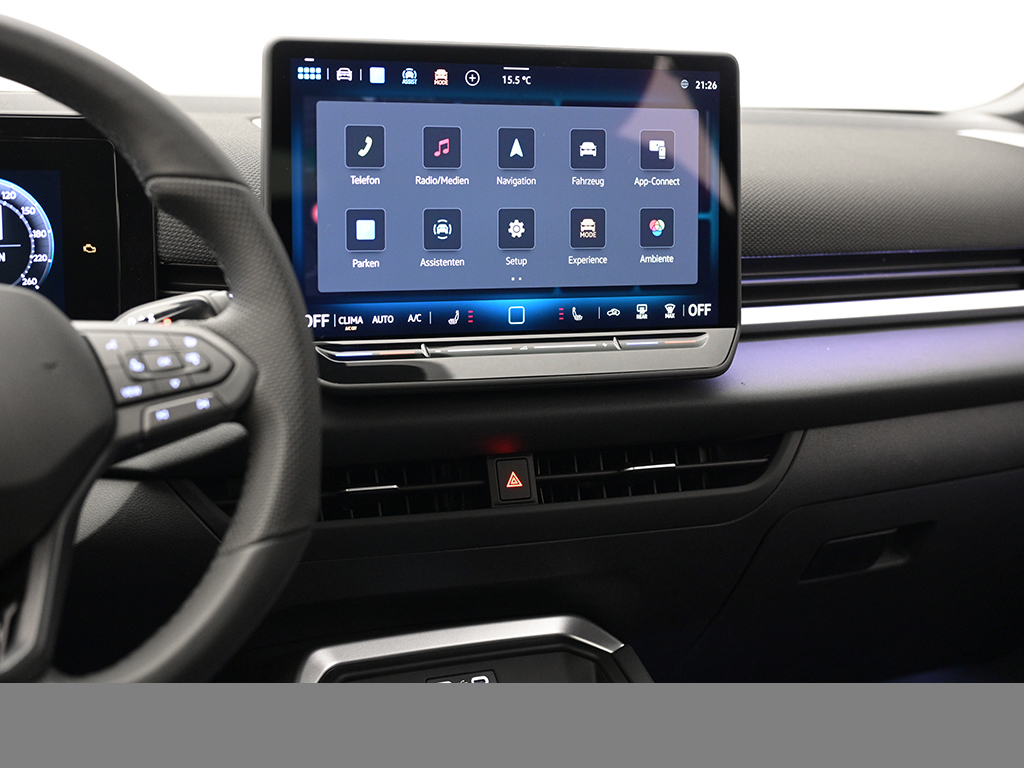 Volkswagen T-Roc 1.5 R-LINE DSG BLACKSTYLE AHK MATRIXLED