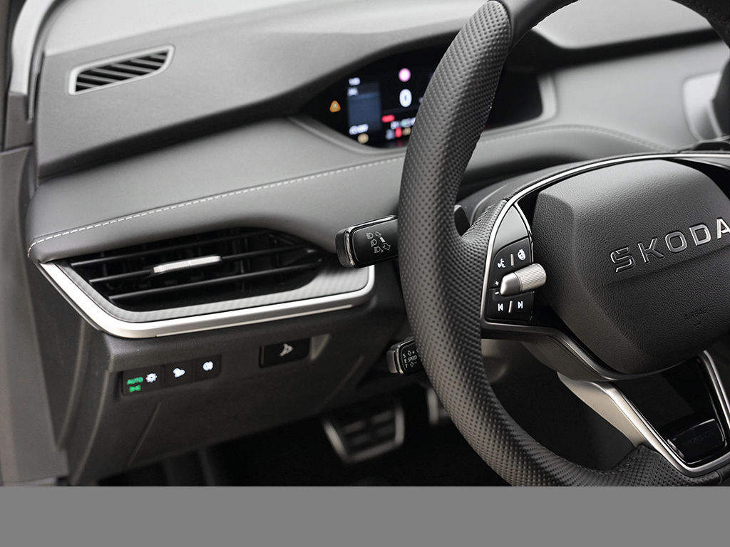 Skoda Elroq 60 SPORTLINE AHK WÄRMEPUMPE MATRIXLED