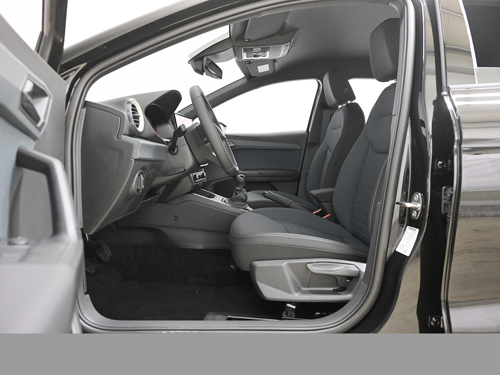 Seat Ibiza 1.0 ROAD EDITION NAVI CAM LED SITZHZG LM16