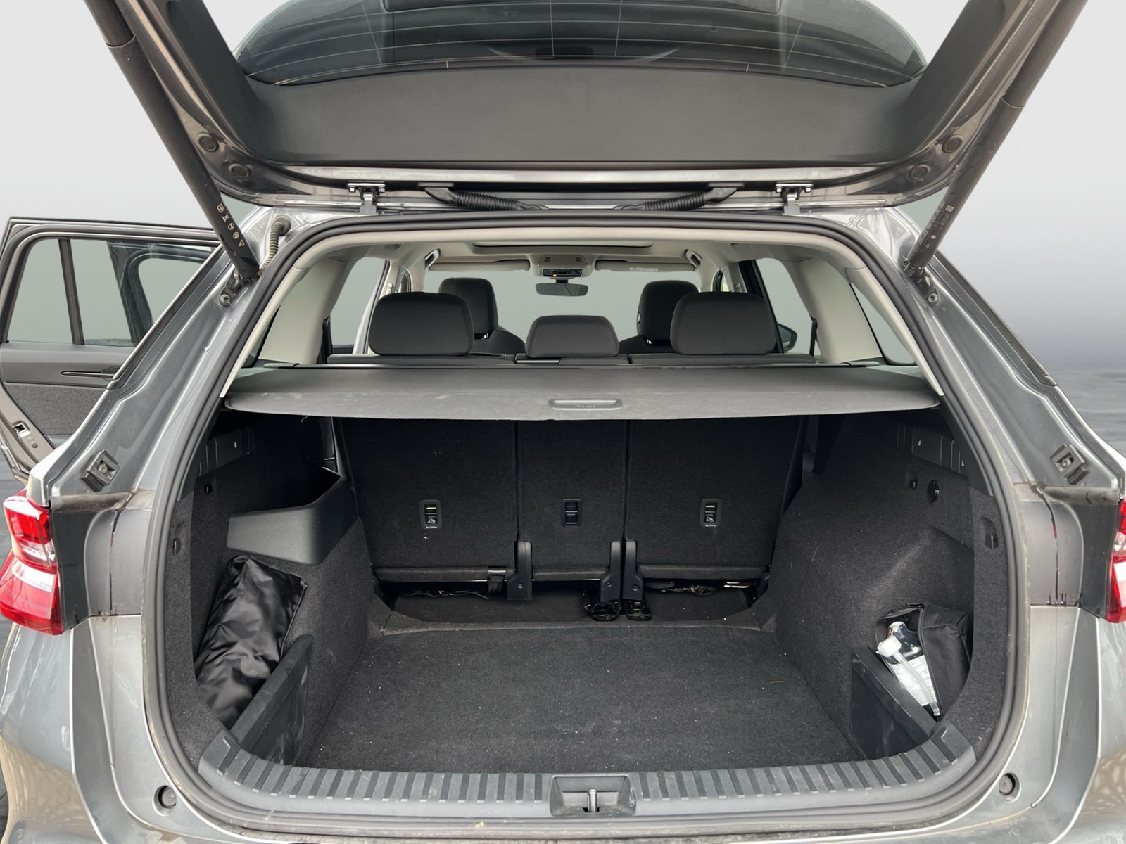 Skoda Kodiaq 2.0 SELECTION 4X4 PANO CAM ACC MATRIX NAVI