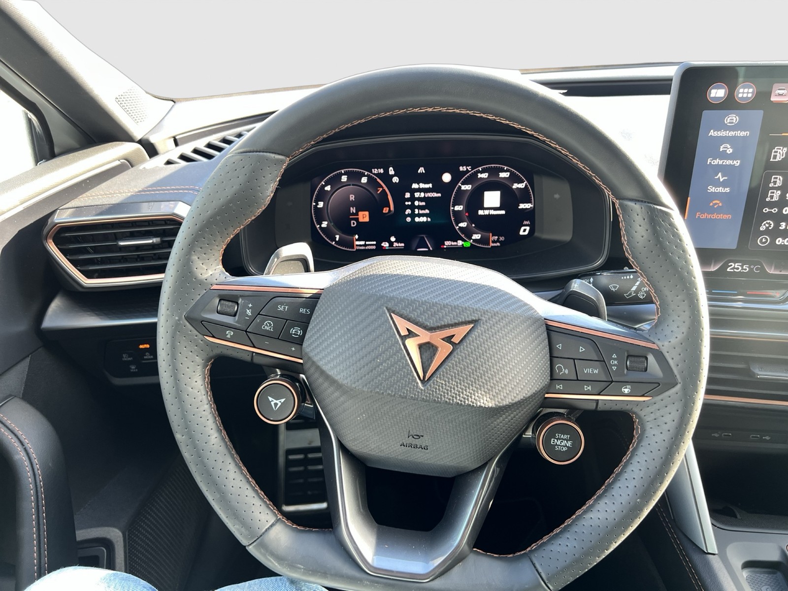 Cupra Leon ST 1.5 HYBRID FACELIFT CAM ACC LM18 MATRIX