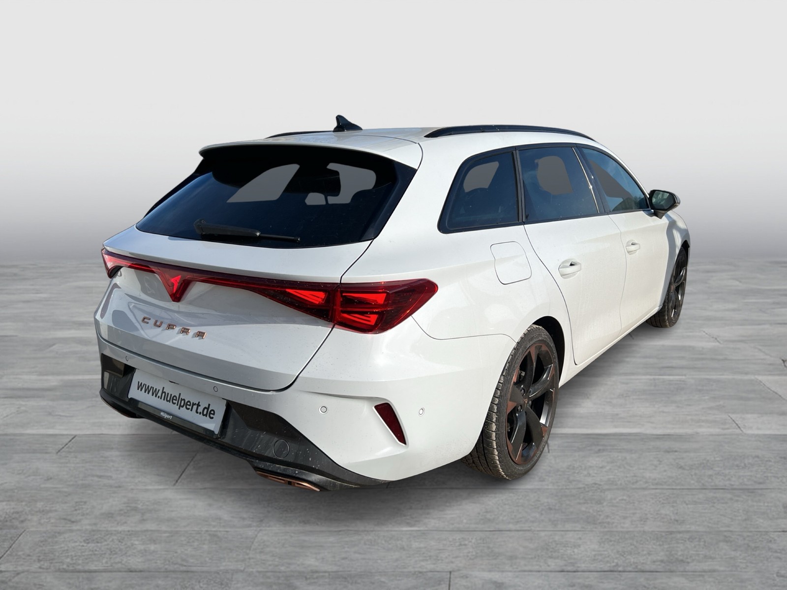 Cupra Leon ST 1.5 HYBRID FACELIFT CAM ACC LM18 MATRIX