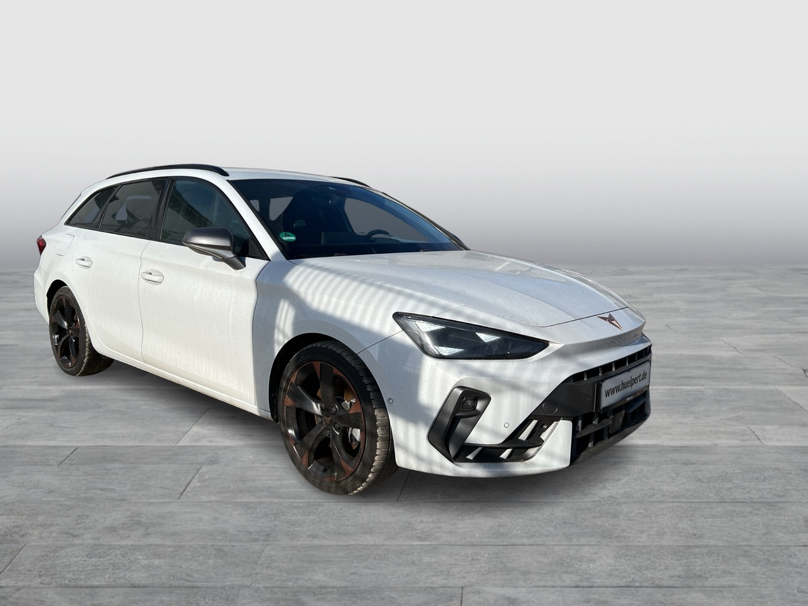 Cupra Leon ST 1.5 HYBRID FACELIFT CAM ACC LM18 MATRIX