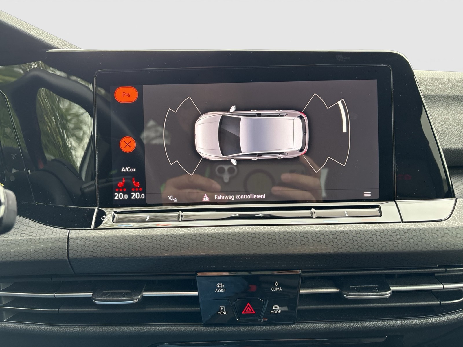 Volkswagen Golf VIII 2.0 GTI NAVI LED PDC SITZHEIZUNG