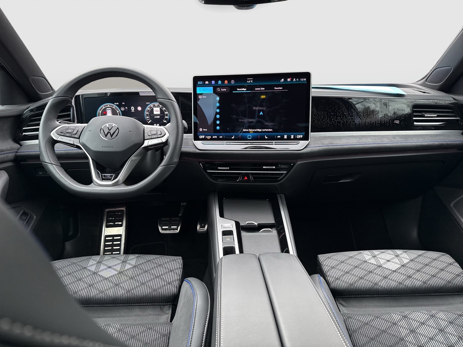 Volkswagen Passat Variant 2.0 R-LINE 4X4 NEUESMODELL AHK 18Z