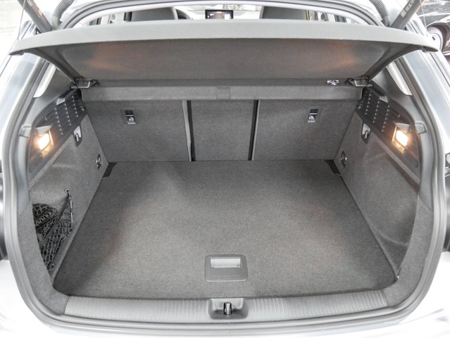 Audi Q2 30 advanced SITZHEIZUNG eKLAPPE CARPLAY