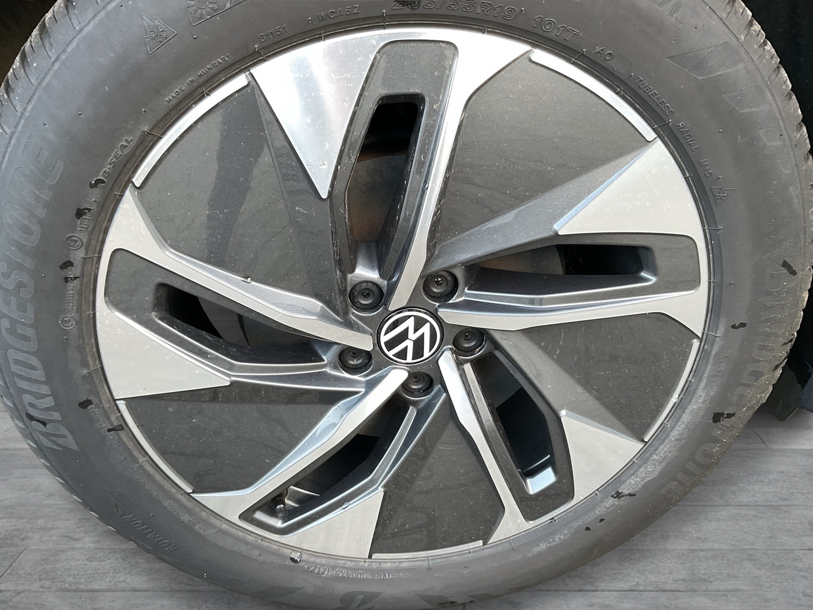 Volkswagen ID.4 PURE LM19 NAVI CARPLAY EINPARKHILFE LED DAB+