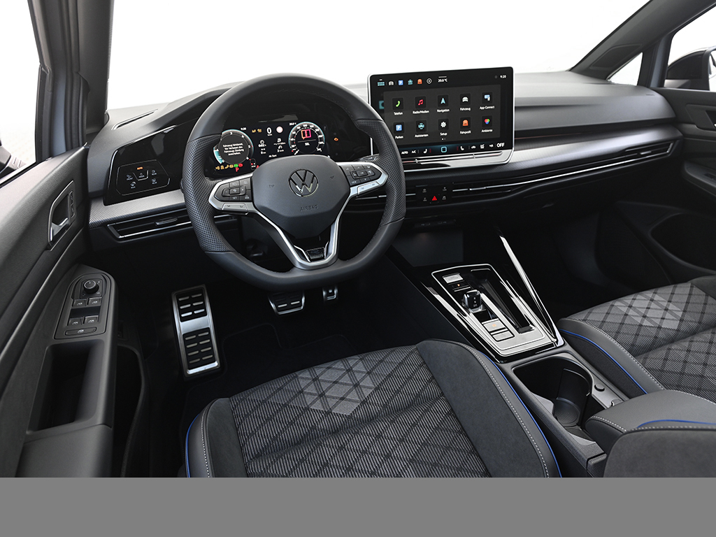 Volkswagen Golf Variant 2.0 R-LINE DSG BLACKSTYLE PANO AHK