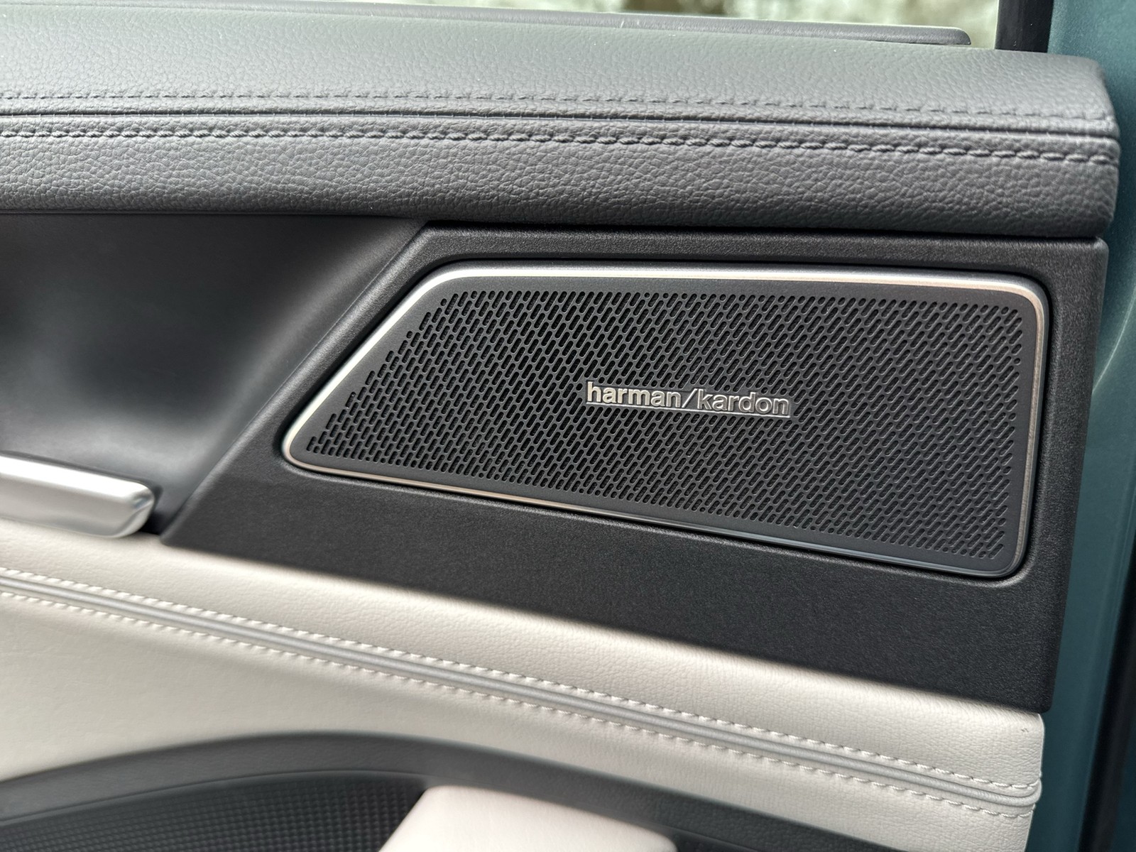 Volkswagen Passat Variant 1.5 eTSI BUSINESS NEUESMODELL CAM