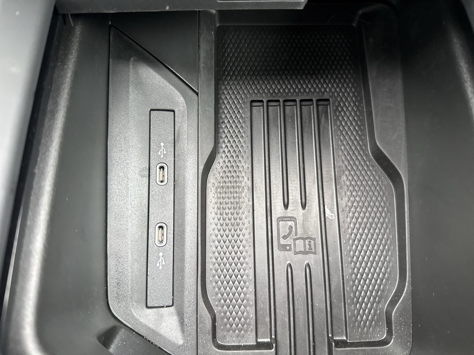 Volkswagen Passat Variant 1.5 eTSI BUSINESS NEUESMODELL CAM