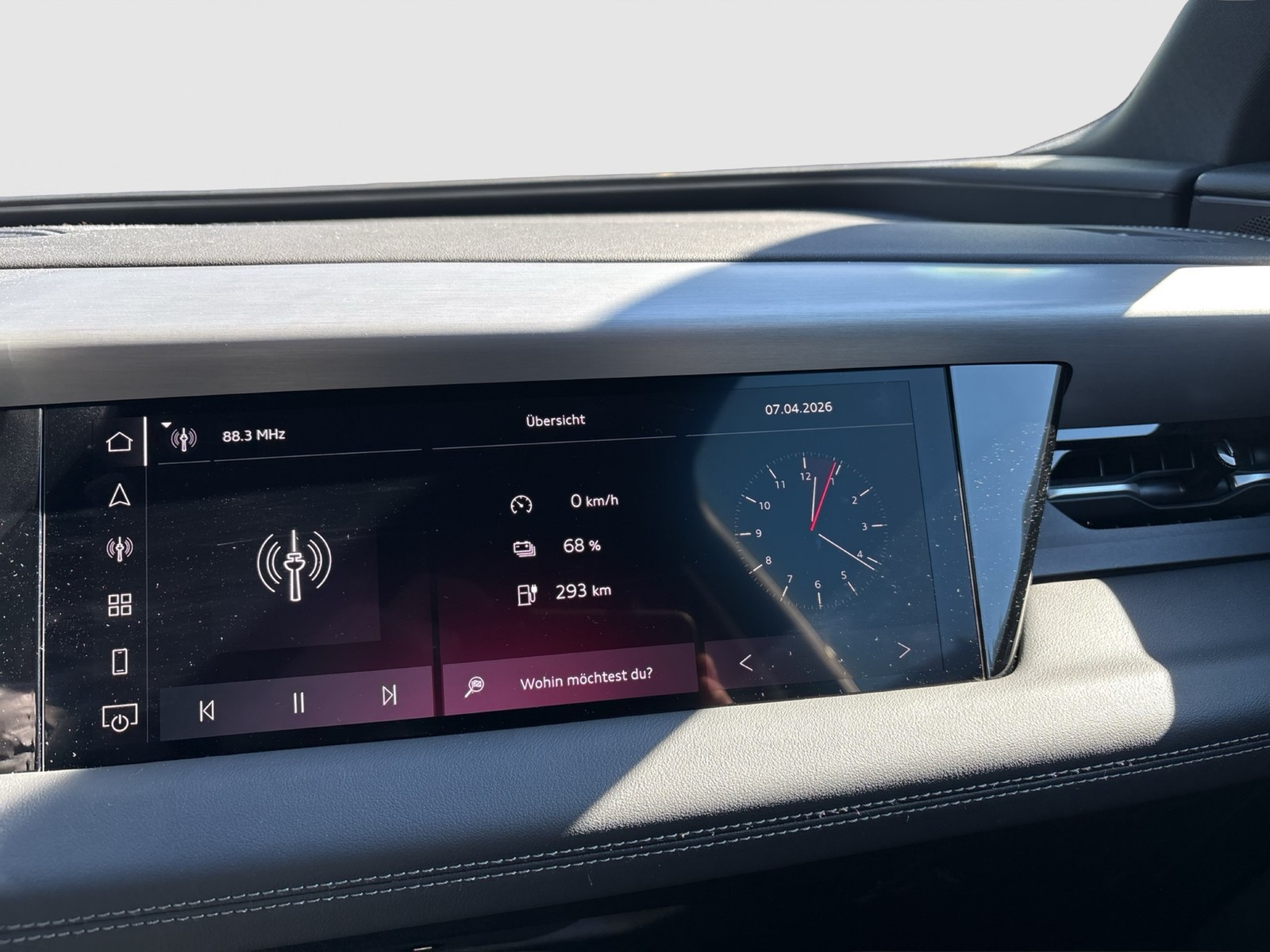 Audi Q6 e-tron quattro S LINE TECHPRO SPORTSOUND 21"