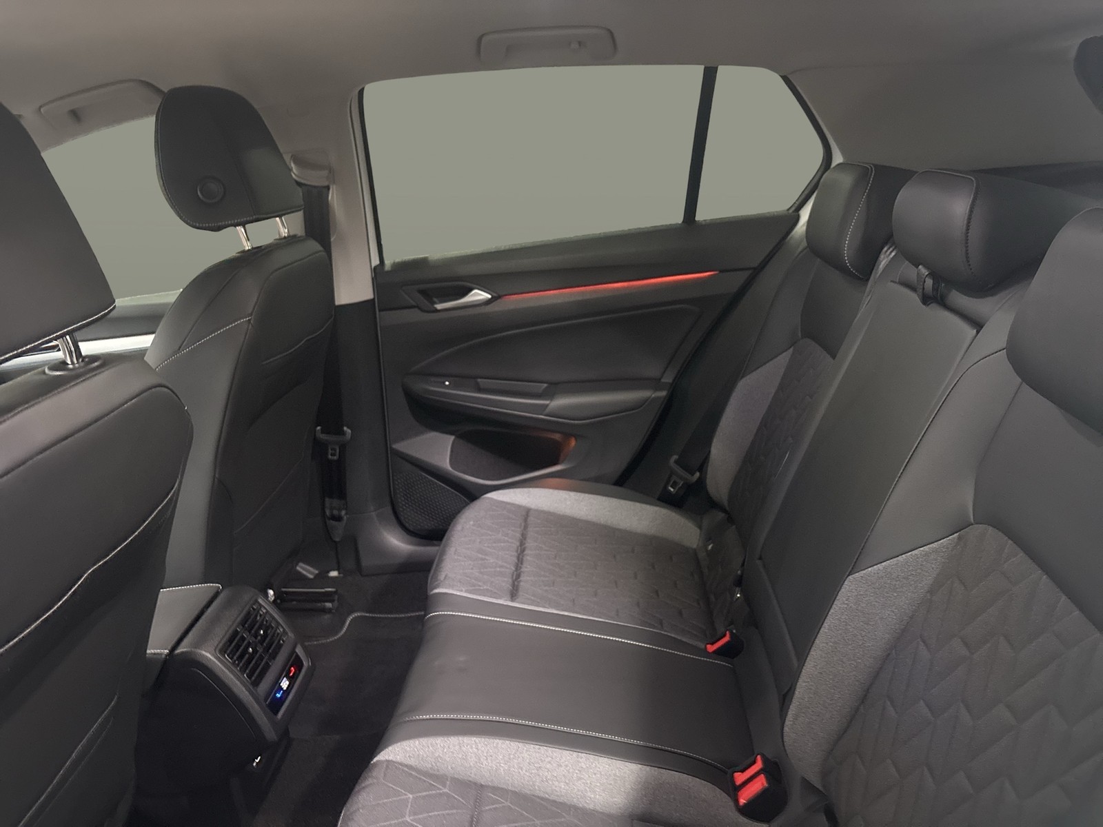 Volkswagen Golf VIII 1.5 HYBRID GOAL FACELIFT AHK ACC LM17